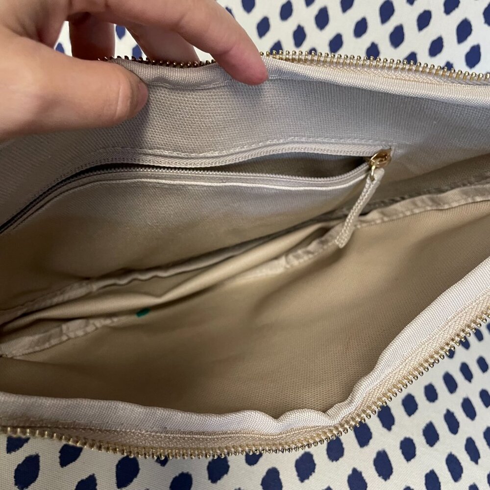 July Everyday Crescent Bag Cream - Picture 4 of 6